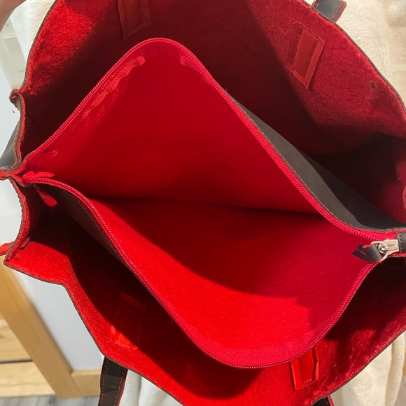 University of Georgia purse/bag with matching wallet - Picture 3 of 10